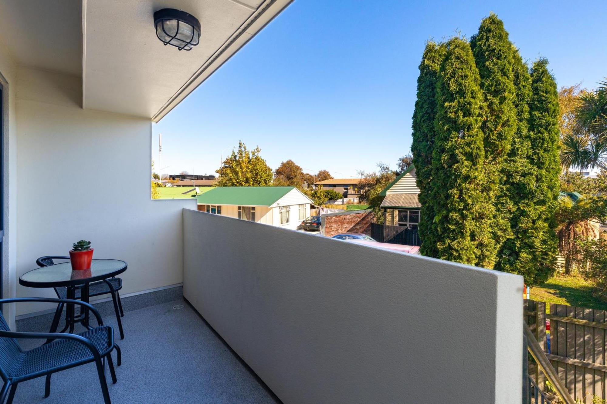Bella Vista & Christchurch